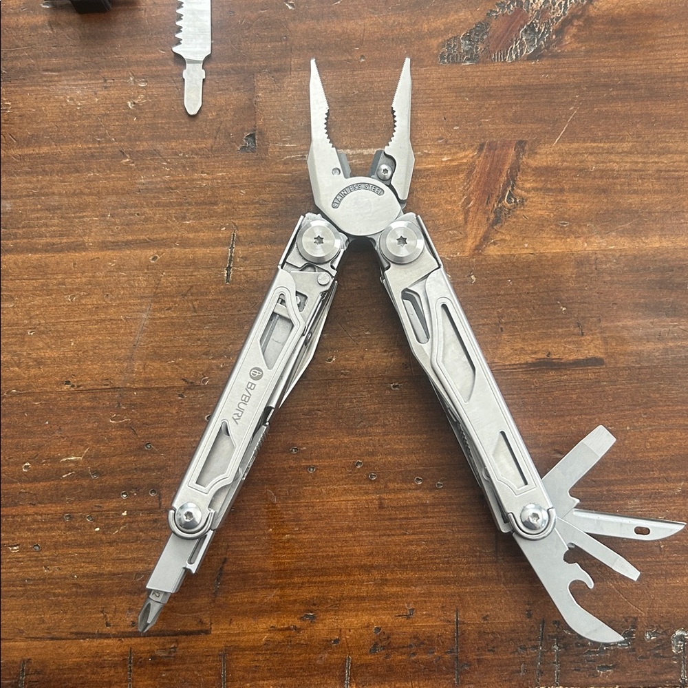 Silver Multitools Pliers Pro - Picture 5 of 8